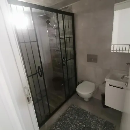 Apartament Uluten